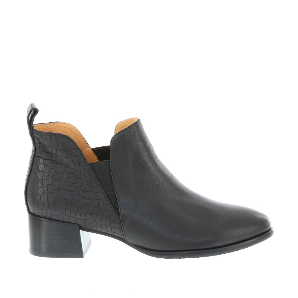 Bresley 'Anexia' / Black Croc