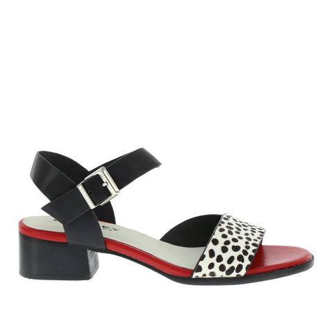 Bresley 'Dariana' / Snow Leopard/Red