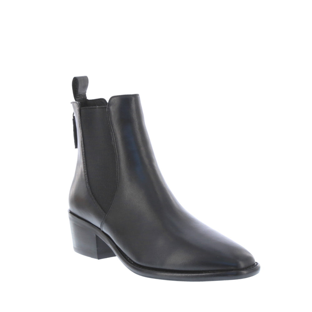 EOS 'Ila' / Black