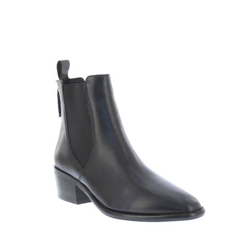 EOS 'Ila' / Black
