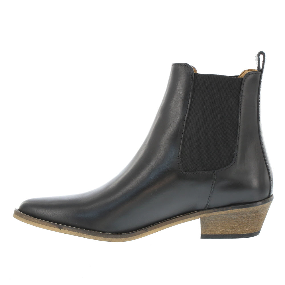 Ivy Lee 'Stella' / Black w Antique Sole