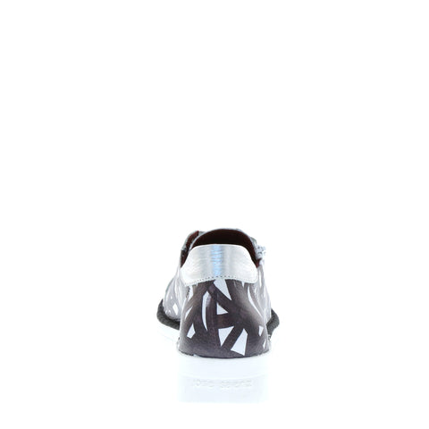 Jose Saenz '2001' / Negro-Blanco/Plata