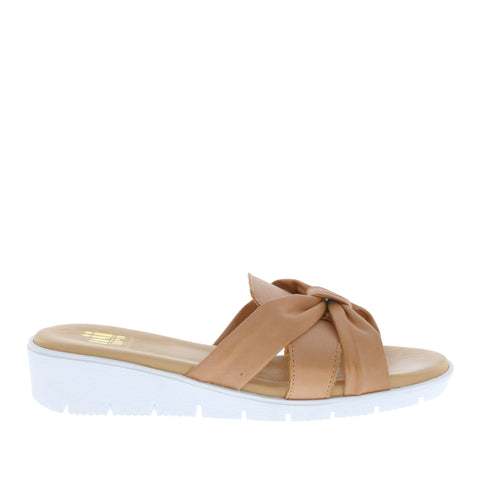 Nu by Neo 'Emma' / Maquillaje