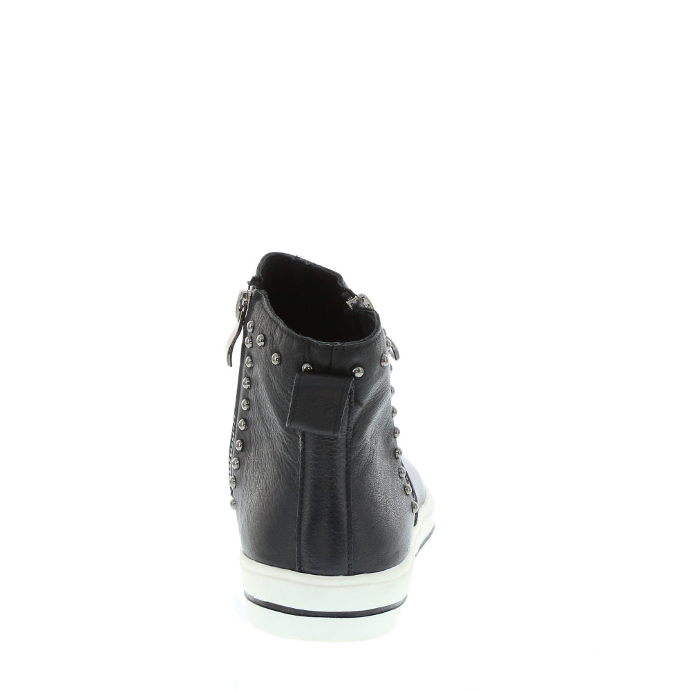 Le Sansa 'Ina' / Black