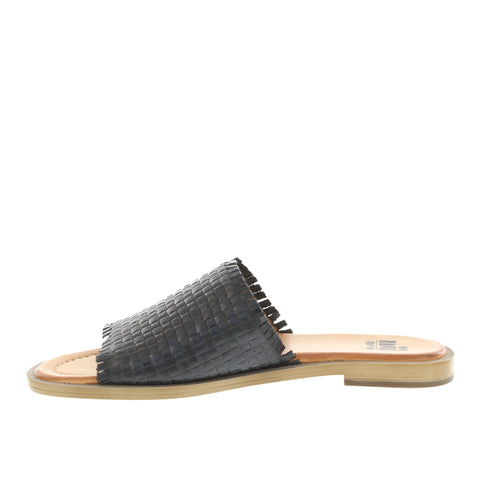 Nu by Neo 'Macie' / Black