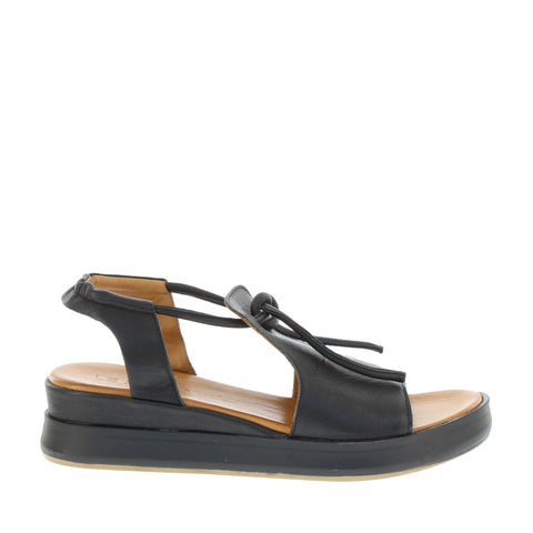 Le Sansa 'Hide' / Black/Black Sole