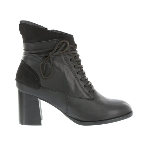 Thyme 'Tattle' / Black/Suede